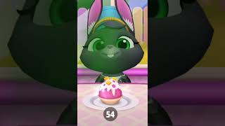 That was my cupcake! 😠️ You still have 53 left 🧁️🧁️🧁️🧁️🧁️🧁️🧁️...Talking Tom friends #shorts #becca