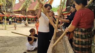 Manglambuk Di Ritual Pemakaman Suku Toraja