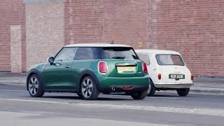 MINI 60 Years Edition and 1959 Morris Mini-Minor