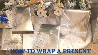 HOW TO WRAP A PRESENT LIKE A BOSS | GIFT WRAPPING TUTORIAL | CHRISTMAS 2020 | VLOGMAS DAY 22