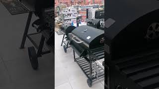 HUGE BARBICUE GRILL  PERFECT FOR BUSINESSES