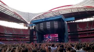 james bay 'hold back the river'@estadio da luz lisbon