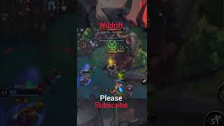 Quadrakill Quake: Aatrox's Unstoppable Rampage in Wild Rift #wildrift #shorts