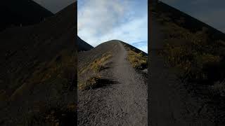 El camellon del volcán de fuego 🌋🥾🥾🌍