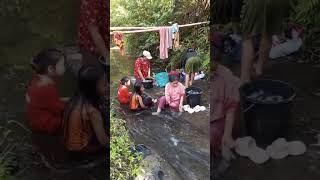 Masyaallah bikin betah inimah nyuci disini #sungai #shortvideo #nature #village