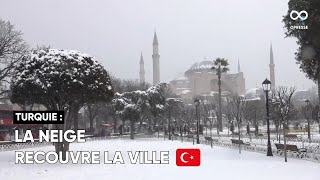 Istanbul recouverte de neige