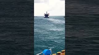 kapal ferry keluar dari dermaga merak Banten#shorts #shortvideo #kapallaut