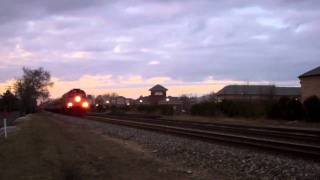 Southbound Amtrak Hiawatha Through Deerfield,Illinois