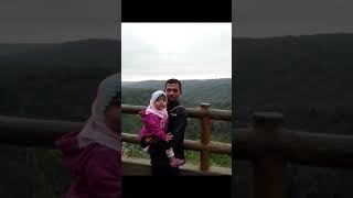 ayah dan anak perempuannya