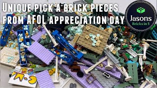 Episode 107 - What crazy pieces did I get from the pick a brick at the Lego store?