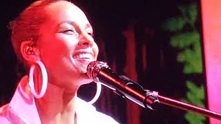 Alicia Keys Live at Dreamforce 2019 keynote