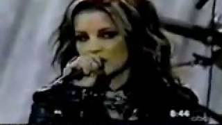 Lisa Marie Presley singing Sinking In on GMA