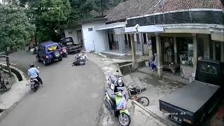 tabrakan maut sepeda motor vs mobil