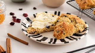 Scones à l’orange et à la canneberge | KitchenAid France