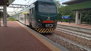 TRENO TSR ( R3 013+R3 011 ) in arrivo al binario due! linea S3 per Saronno! Train TSR for Saronno!