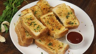 #Shorts |Easy Garlic Bread Recipe|Quick Garlic Bread Recipe|QuickSnack|5MinSnack|GarlicBread on Tawa