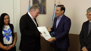 EN YAPEYÚ, VALDÉS RECIBIÓ AL NUNCIO APOSTÓLICO DE SU SANTIDAD