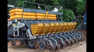 Valtra BP 905 - Plantadeira (troca de variedade de semente).