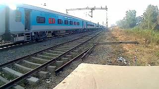 UPGRADE with Newly LHB rake |  22953 Mumbai Ahemdabad Gujarat Express. Happy New Year!!!