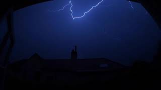 LIGHTNING FILMED AT 240FPS - 1080HD USE SOUND