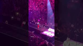 Harry Styles Dancing - Love on Tour Uncasville 10/21/21