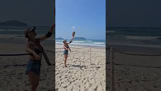 treino de beach tennis