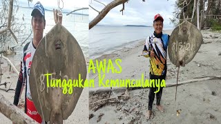 Memancing Santai2 B'sama Kawan Di Spot Baru Komplot #SurfCasting #SurfFishing Pantai Nagalang Labuan