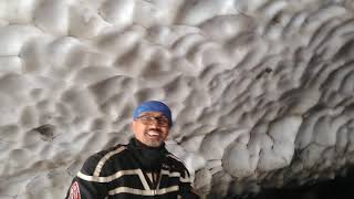 Inside a SNOW CAVE of Sach Pass