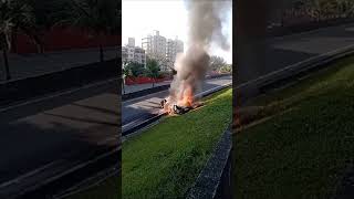 Chevrolet Opala Diplomata capota e pega Fogo na BR 101 em Santa Catarina #opala #chevrolet