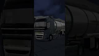 moments that don't feel alive. Volvo vs 2 trailer #truckersofeurope3 #universaltrucksimulator #fun