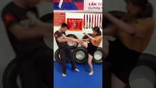 Tự Vệ Nữ Khi Bị Đe Doạ #shorts #vothuat #tuve #kungfu