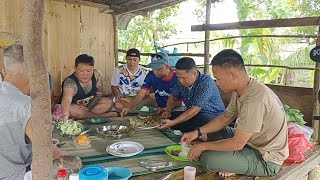 SIFU ABUN BILUN MASAK SPECIAL UNTUK LAUK KAMI MAKAN TENGAHARI DI STUDIO //