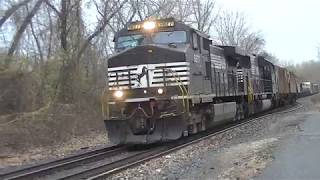 Conrail Shared Assets: Norfolk Southern passing Crossing at MP 2.8 on the National Docks Line