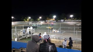 Anthony Sesely Scores at Wall in the Modifieds