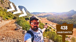 Fui al Pueblo con menos HABITANTES de la Provincia de CÁDIZ, Impresionante CEMENTERIO