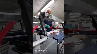 Dancing with offset printing machines 🫠 #shorts #offsetprinting #rutherford #satisfying