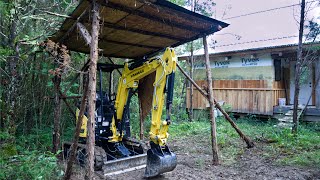 No Cost Bushcraft Style Excavator Shelter in One Day