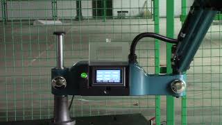 Electric tapping machine