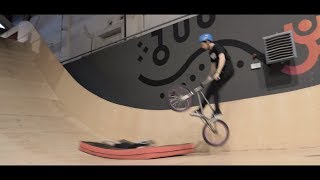 BMX NA PARKU TRAMPOLIN?!