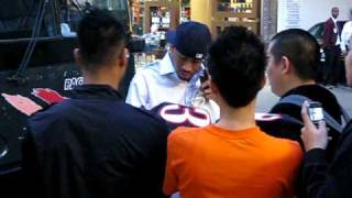 Allen Iverson Signs Autographs