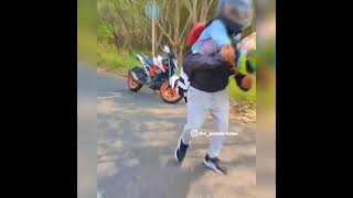 KTM DUKE 390 BEST WHEELIE VIDEO || COUPLE STATUS || WHATSAPP STATUS VIDEO || VorVibes ✌