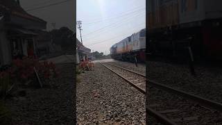 KERETA BASURI BELAKANG #shorts #trending #railfans