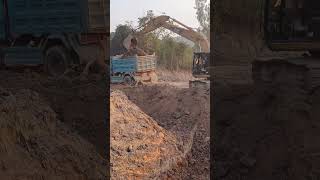 CAT 320C Excavator Digging Ground Part 5