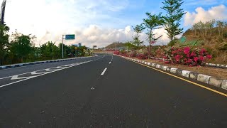 SUASANA PAGI DI JALAN BYPASS SIRKUIT MANDALIKA