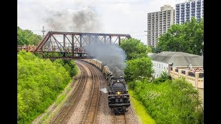 UP Big Boy 4014 Rolls Through Wheaton, IL.