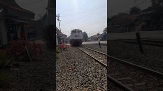 KERETA TELOLET POS PJL #shorts #trending #railfans