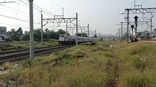 SUASANA PAGI HARI DI GUNUNG ANTANG|| EDISI B3RBURU LOKOMOTIF PR3MAN #keretaapi #huntingkeretaapi