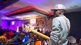 AIRITU A NDEIYA song  performance at Calabaza lounge limuru,  by Banema Raj🎸💯💥