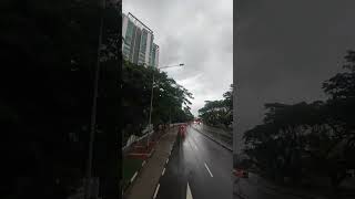 enjoy riding a double-decker bus in Singapore when it's drizzling.  only 1 Singapore dollar. #bus #$