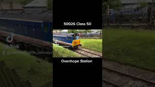 Train arriving at Oxenhope Station #diesel #train #trainspotting #railway #travel